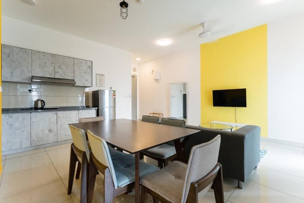 Tr Residence Lovely 3 Bedroom Unit 6Pax Next To Titiwangsa Lrt Kuala Lumpur Exterior photo